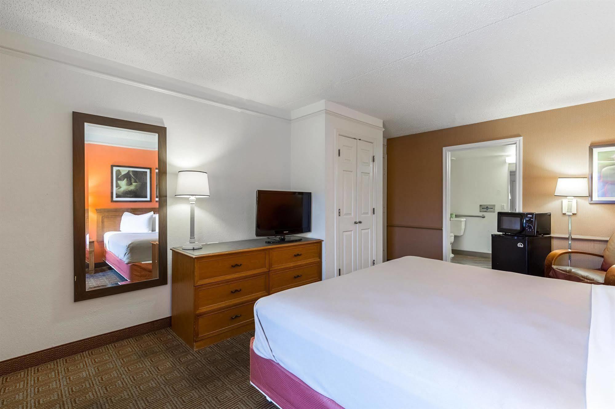 Motel 6 Houston Medical Center - Reliant Park Exterior foto